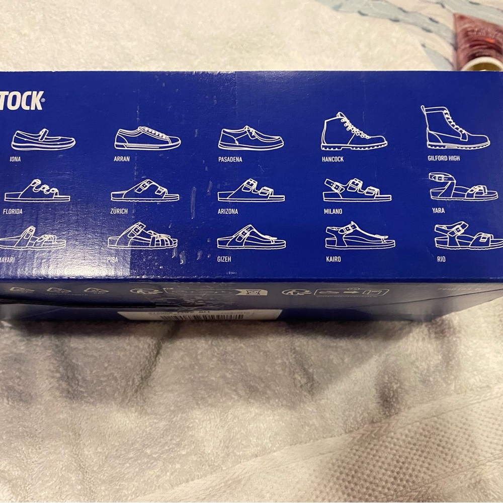 Birkenstock 8.5 Cream Clogs - Picture 6 of 6